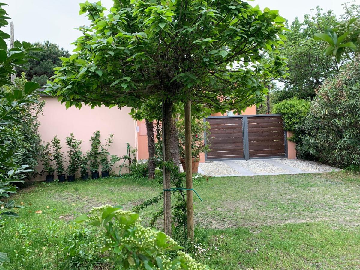 Casabella-Lago Maggiore Lesa Exterior photo